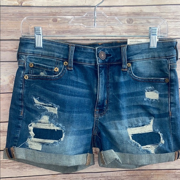 American Eagle Outfitters Pants - NWT American Eagle 🦅 Next Level Stretch MIDI Denim Shorts